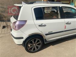 جيلي MK كروس